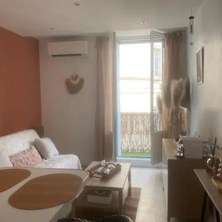 Blue - Centre Historique De *