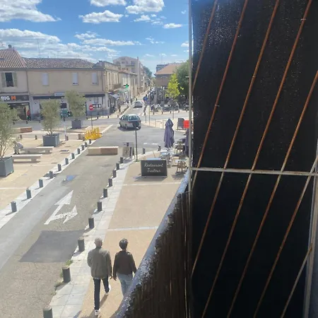 Blue - Centre Historique De *